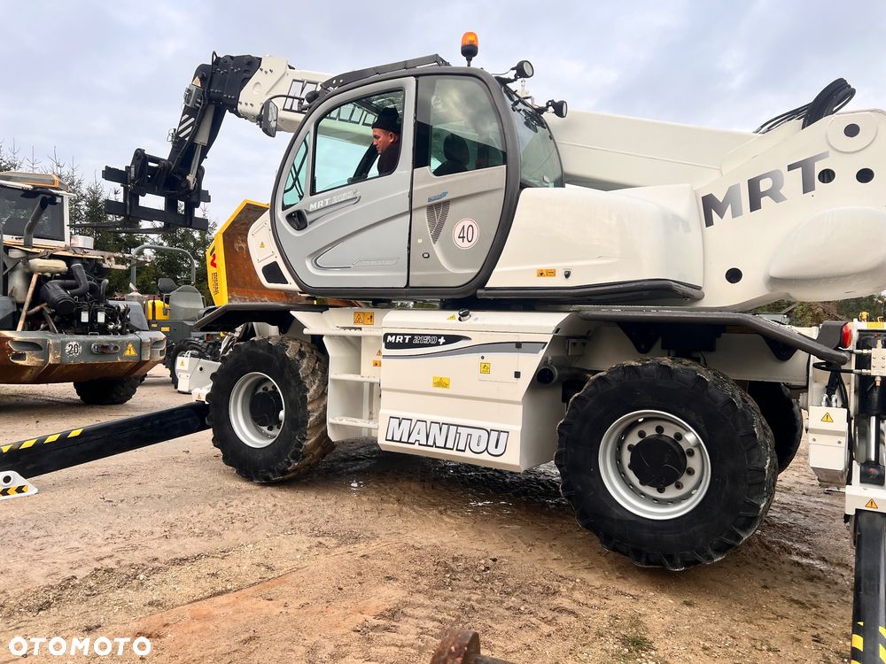 Manitou 2150 Mrt MANITOU ŁADOWARKA TELESKOPOWA Roto  widły kosz PILOT do sterowania  2016/17 1840 2540 2550 kolor od nowości biały Mercedes silnik - 3