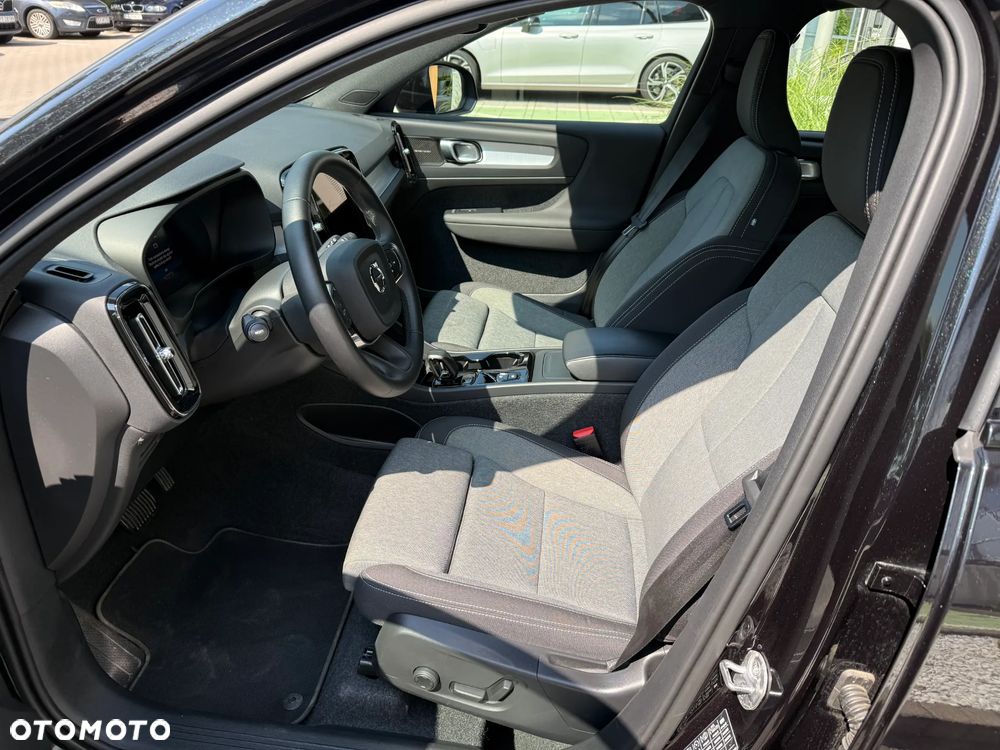 Volvo XC 40 B3 Plus Dark - 15
