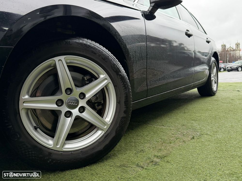 Audi A4 Avant 35 TDI Advanced S tronic - 4