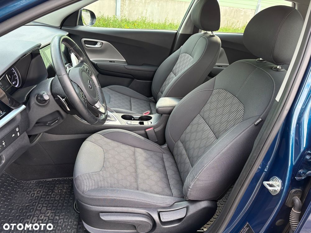 Kia Niro 1.6 GDI Hybrid M - 22