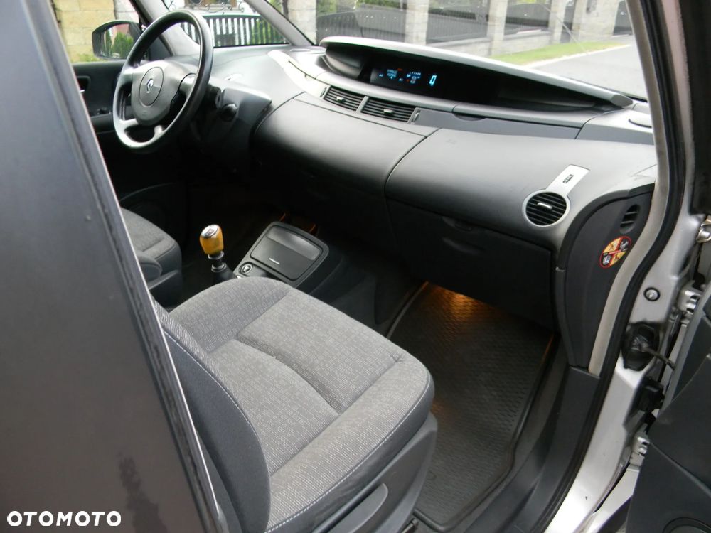 Renault Espace 2.0 dCi FAP Expression - 10