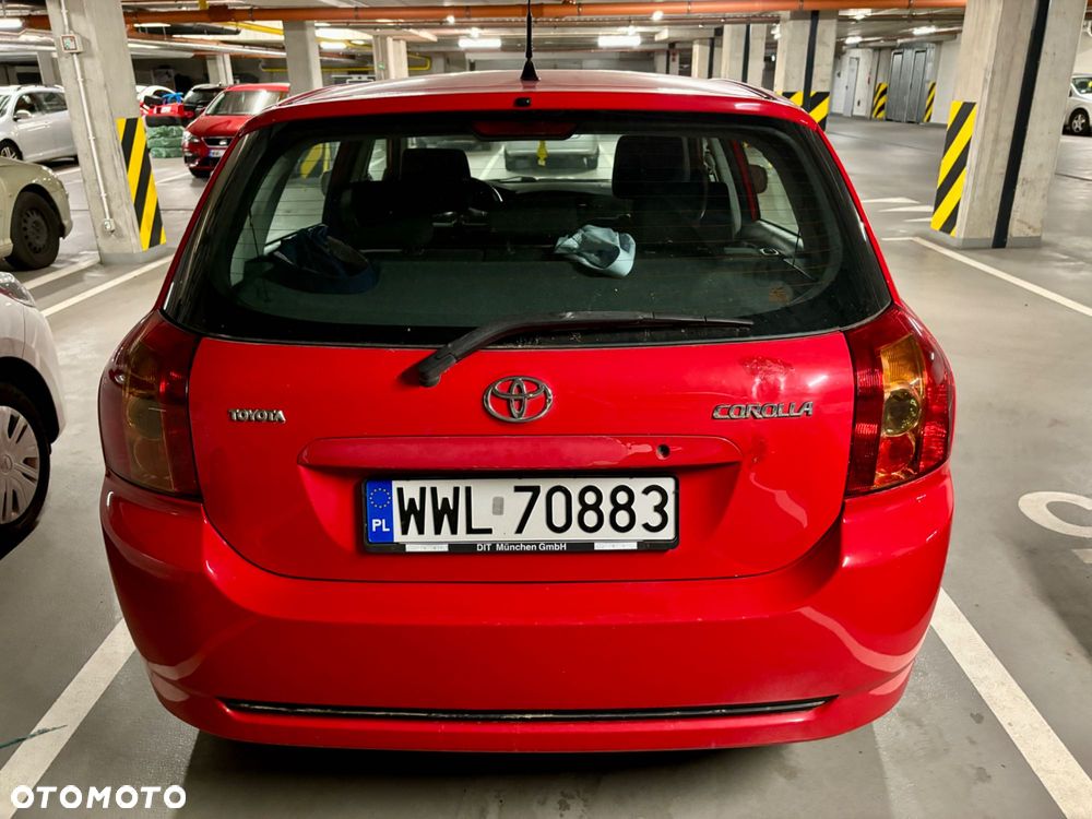 Toyota Corolla - 5