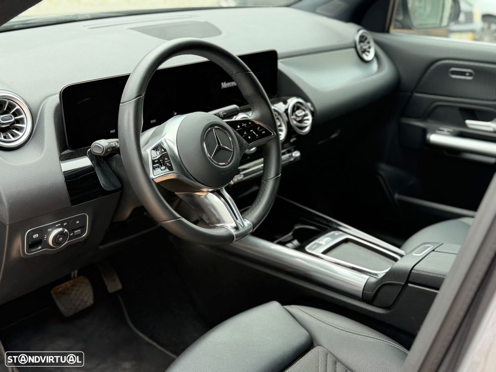 Mercedes-Benz EQA 250+ - 13