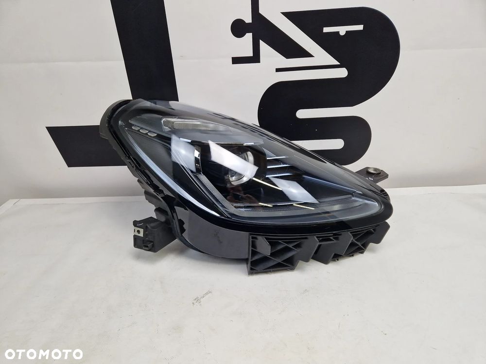 Prawy reflektor lampa przód LED MASERATI GRECALE - 2