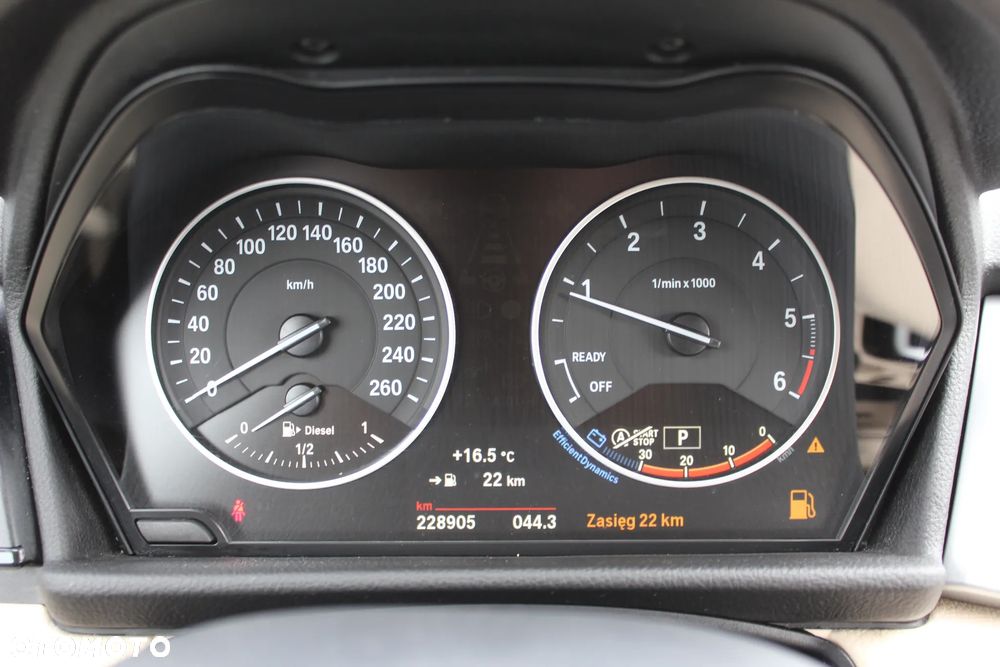 BMW Seria 2 218d Luxury Line - 24