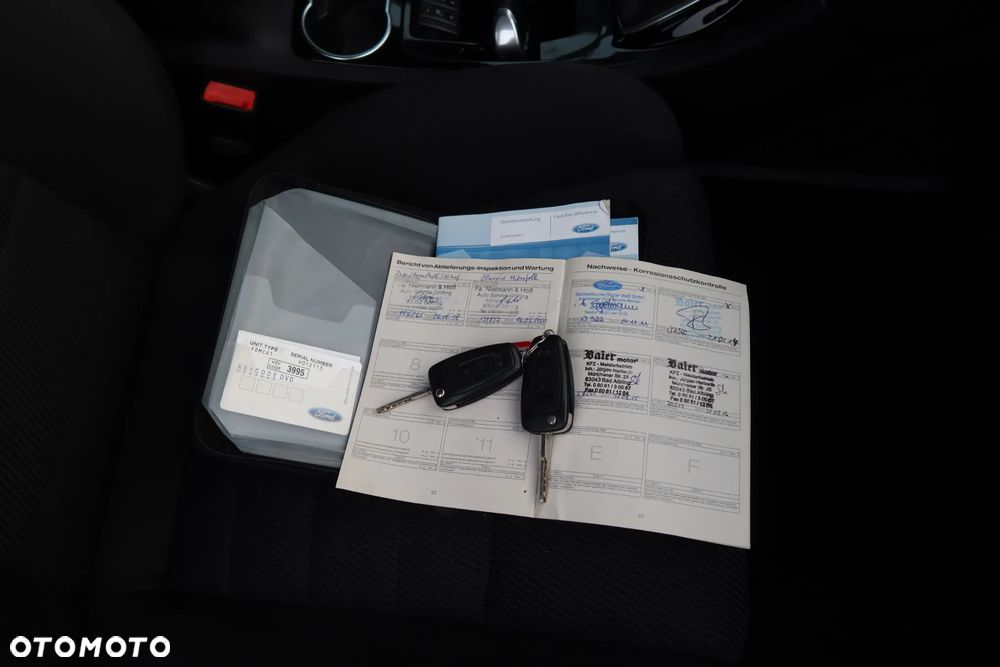 Ford Galaxy 2.0 Titanium - 22