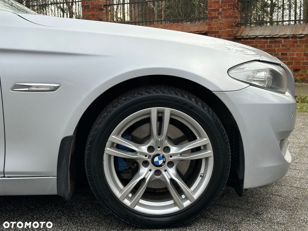 BMW Seria 5 520d Efficient Dynamics Edition - 12