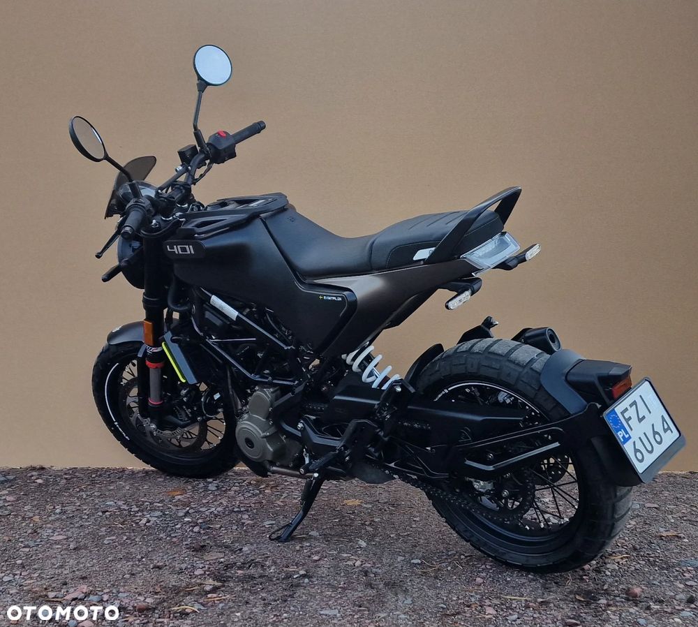 Husqvarna Svartpilen - 18