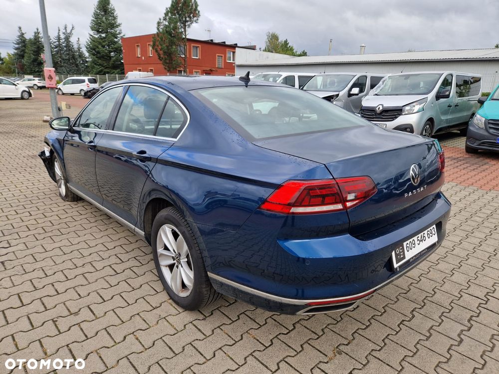 Volkswagen Passat 1.5 TSI EVO Elegance DSG - 8