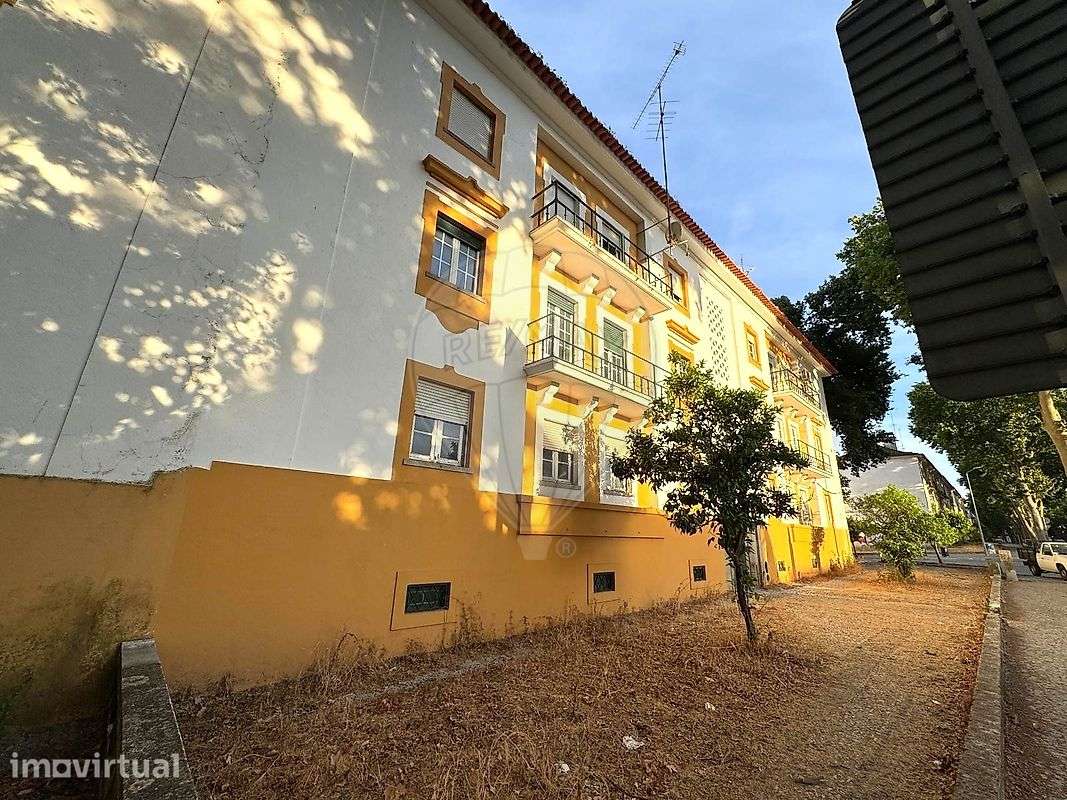 Apartamento T0 para venda - Grande imagem: 2/8