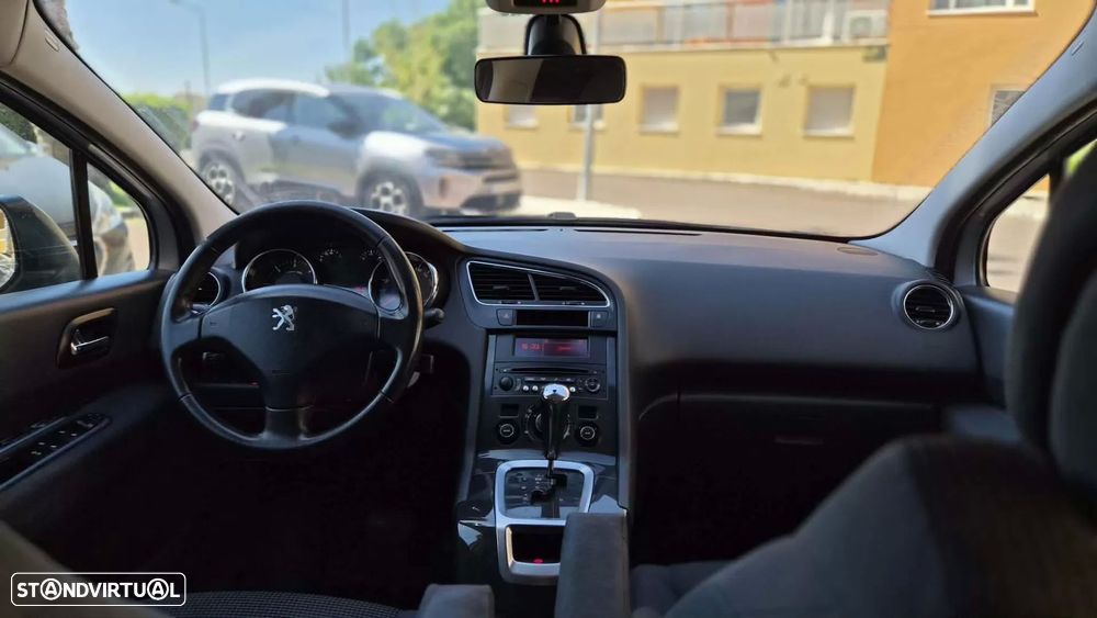 Peugeot 5008 - 2