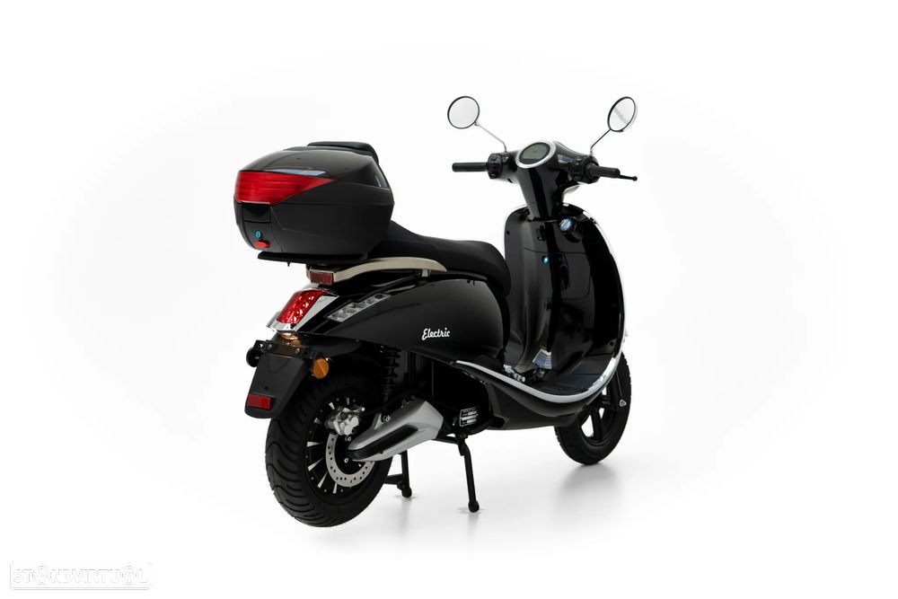 Efun Pusa - 18