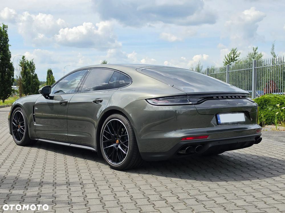 Porsche Panamera 4 Platinum Edition - 10