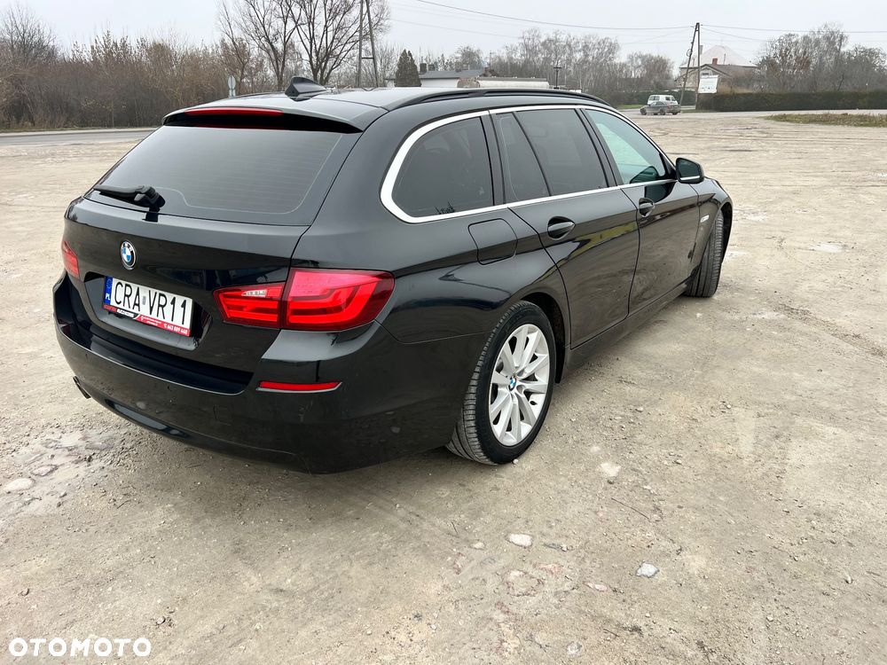 BMW Seria 5 525d - 6