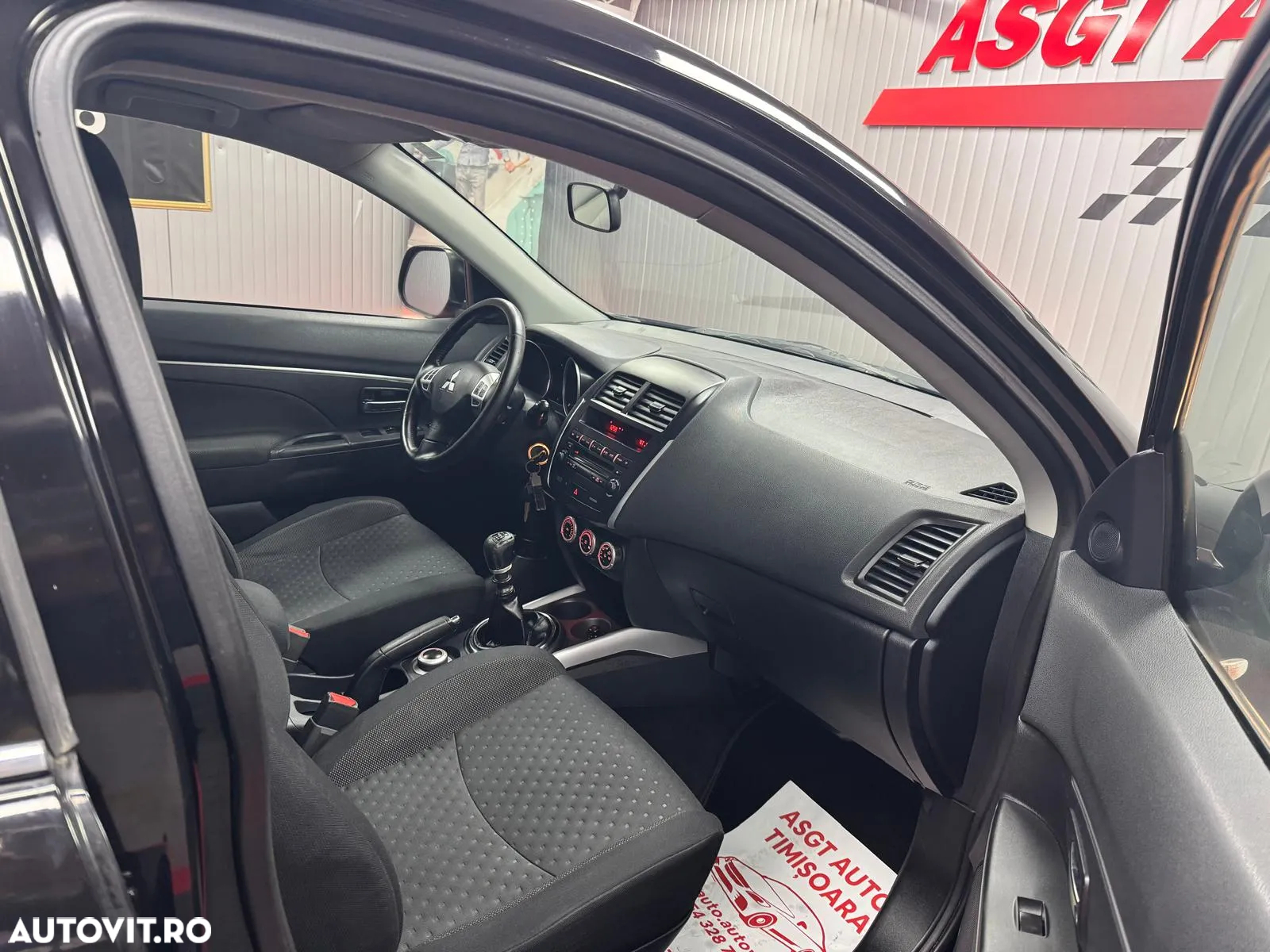 Mitsubishi ASX - 12