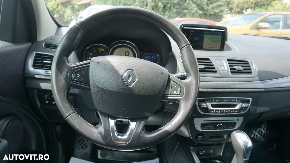 Renault Megane ENERGY dCi 110 EDC LIMITED - 16