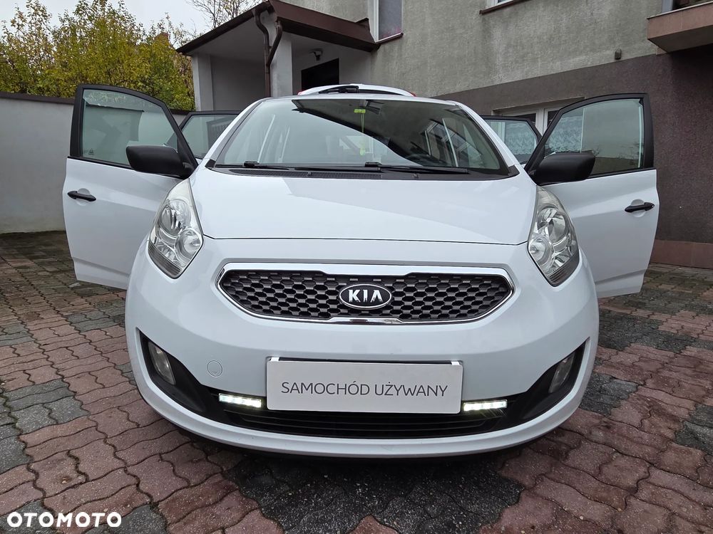 Kia Venga - 33