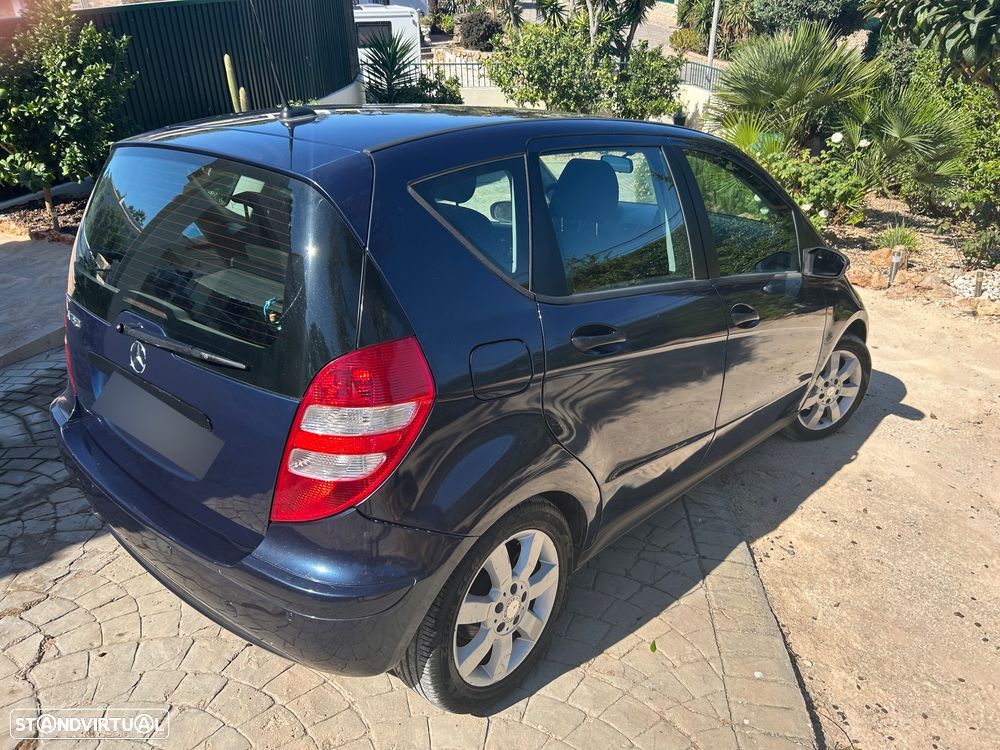 Mercedes-Benz A 150 Classic Automatic - 5