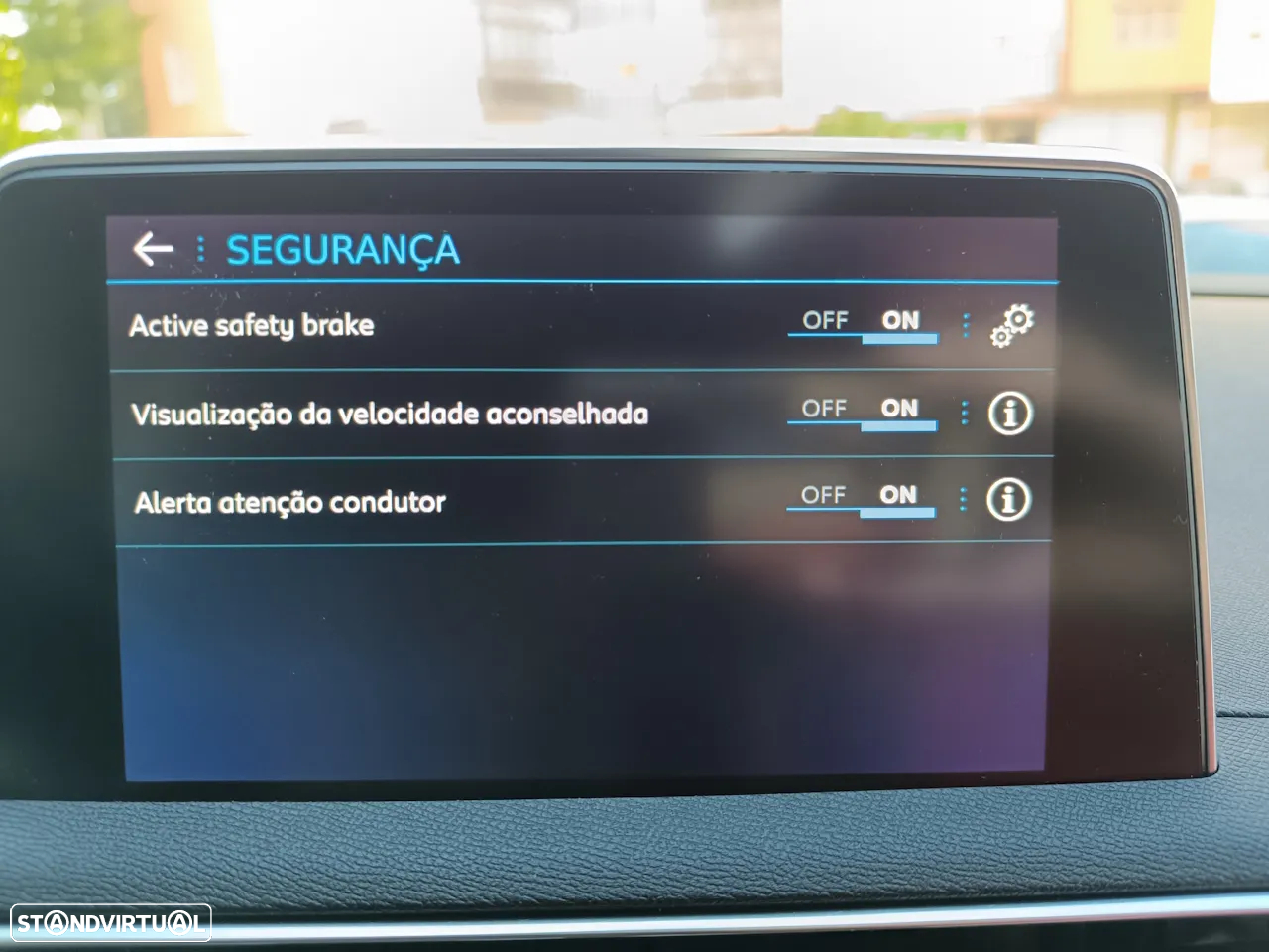Peugeot 5008 1.2 PureTech Allure EAT8 - 48