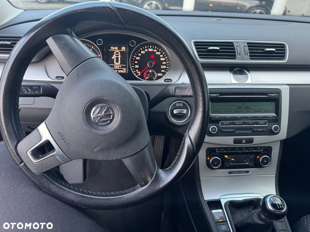 Volkswagen Passat 1.4 TSI Comfortline - 7