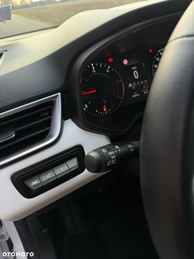 Renault Clio BLUE dCi 100 BUSINESS EDITION - 19