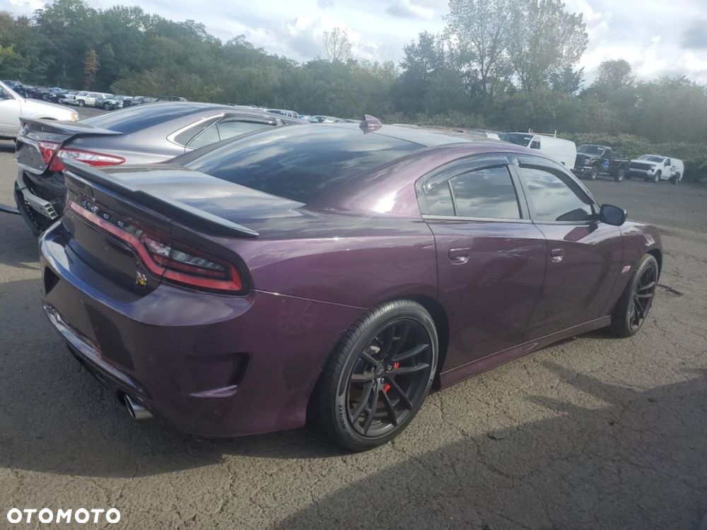 Dodge Charger - 4
