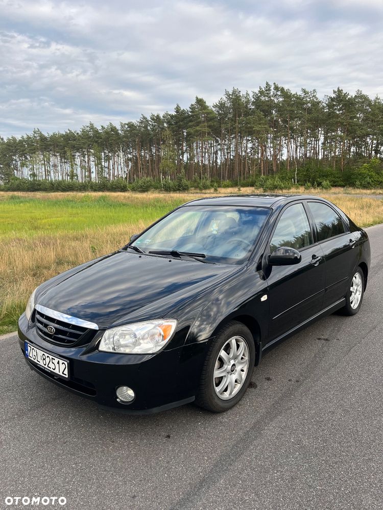 Kia Cerato 2.0 EX - 1