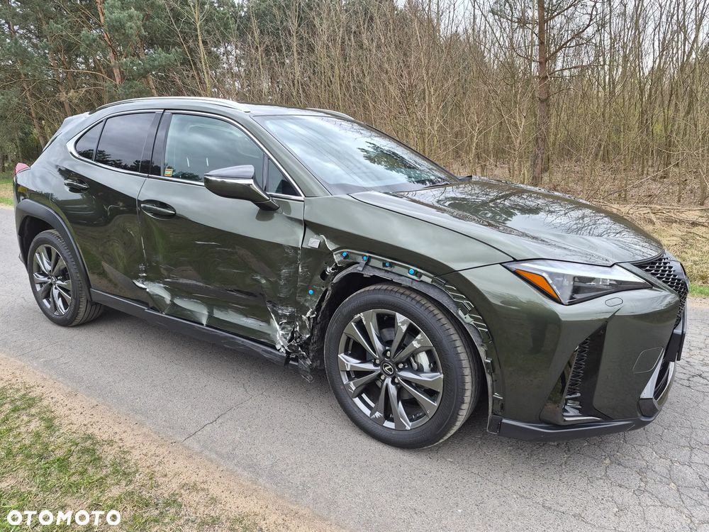 Lexus UX 300h F Sport Design AWD - 5