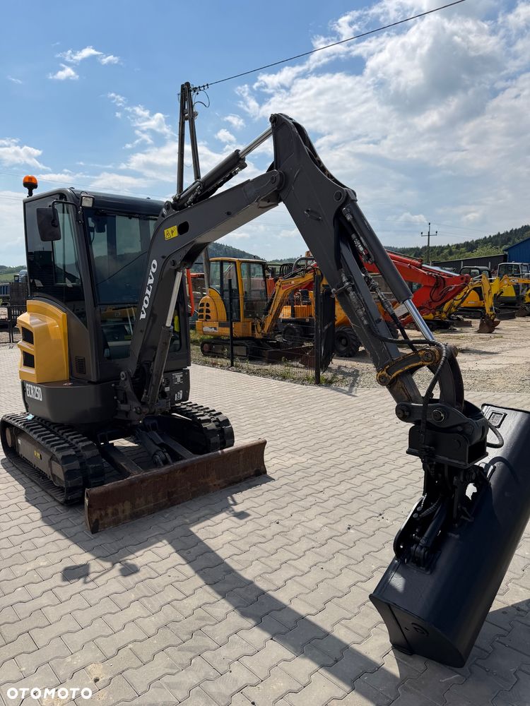 Volvo Ecr25d - 11