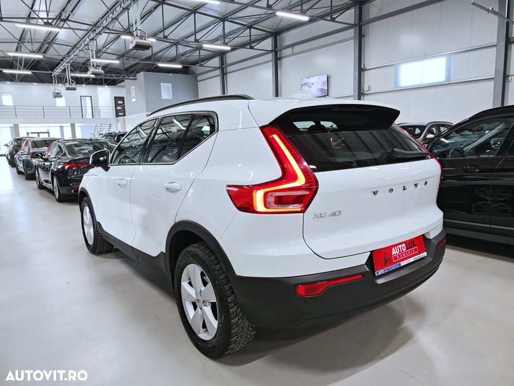 Volvo XC 40 T3 AT8 Momentum - 5
