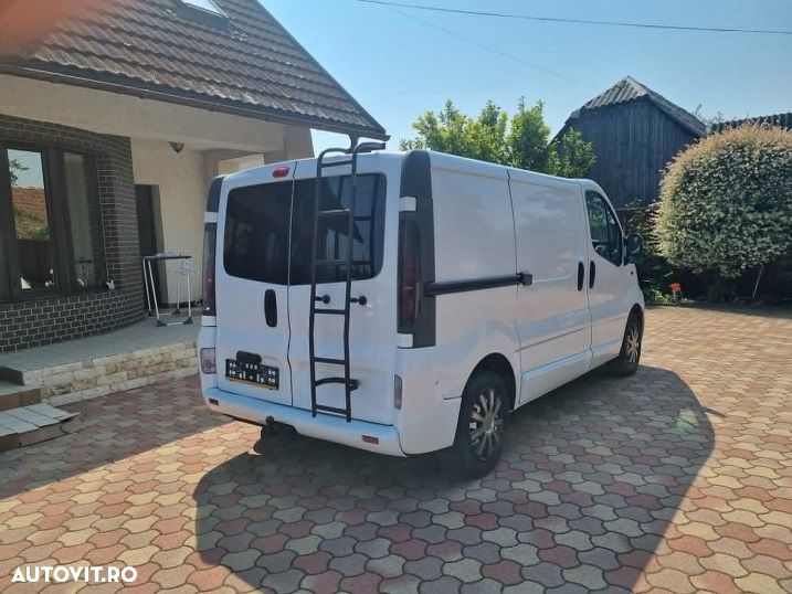 Opel Vivaro - 3