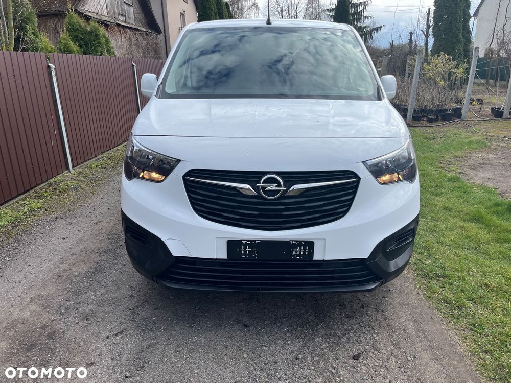 Opel Combo E L1H1 - 3