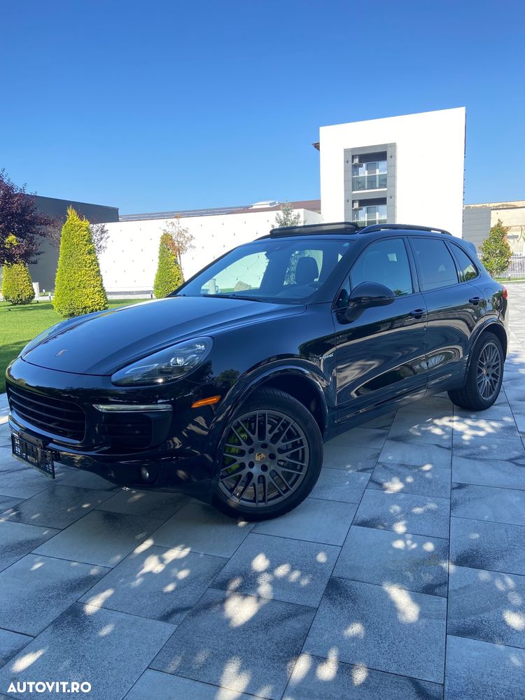 Porsche Cayenne - 2