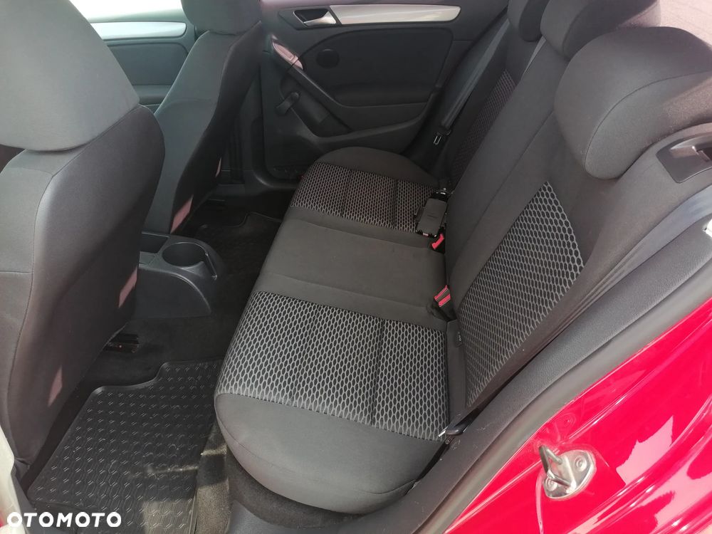 Volkswagen Golf 1.6 Team - 10