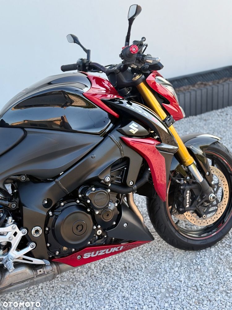 Suzuki GSX 1000 - 8