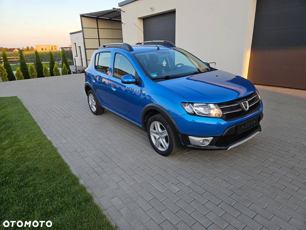 Dacia Sandero TCe 90 S&S Laureate - 1