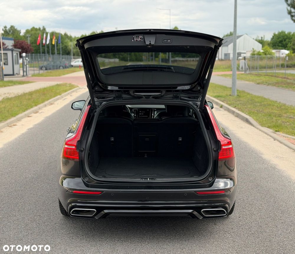 Volvo V60 D4 Geartronic R-Design - 12