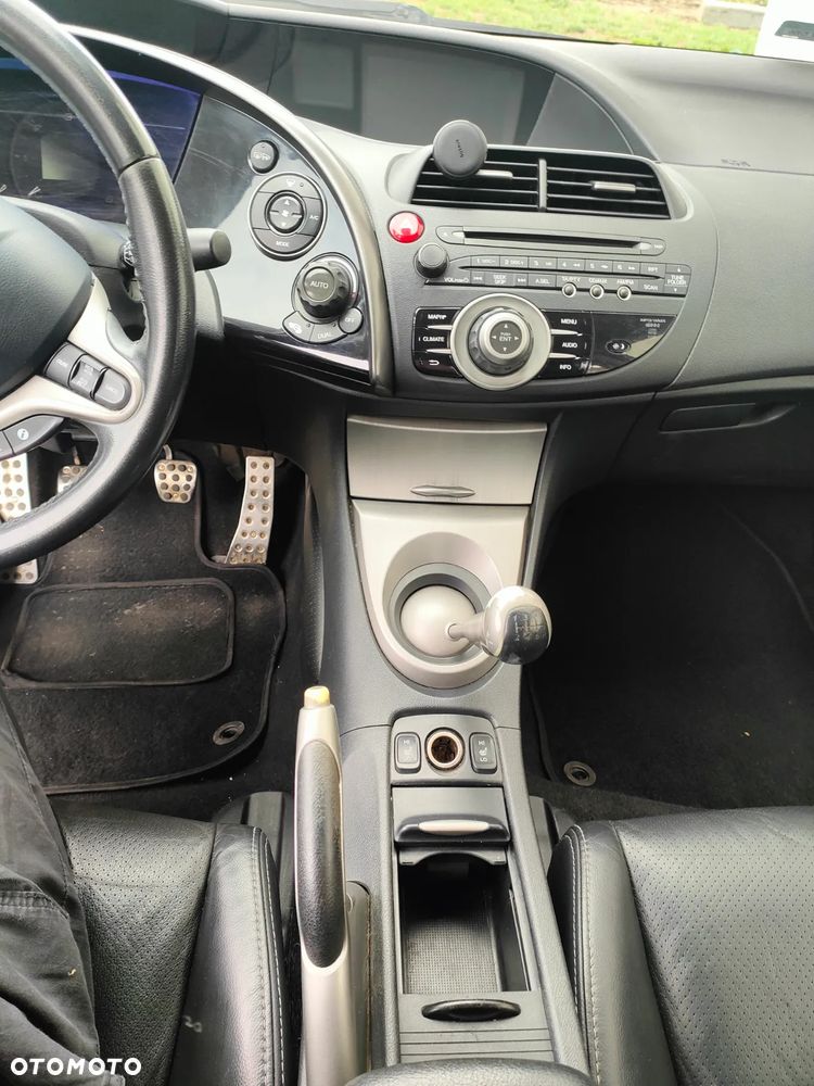 Honda Civic 2.2i-CTDi Executive NAVI - 11