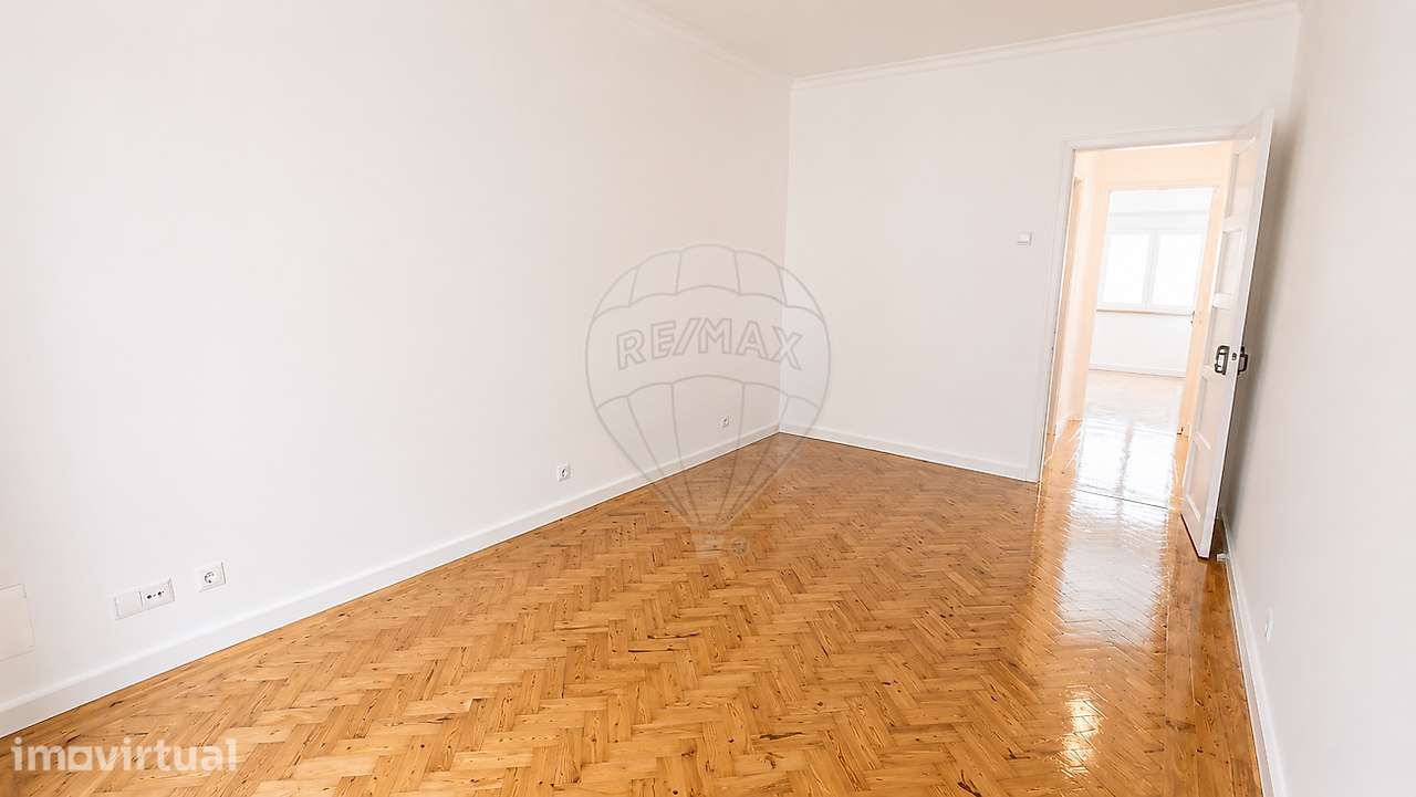 Apartamento T2 para arrendamento - Grande imagem: 2/17