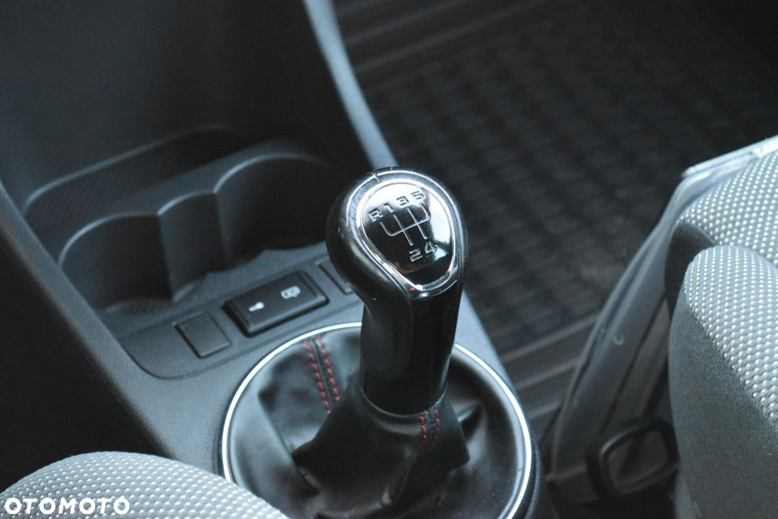 Skoda Fabia 1.2 TSI Monte Carlo - 20