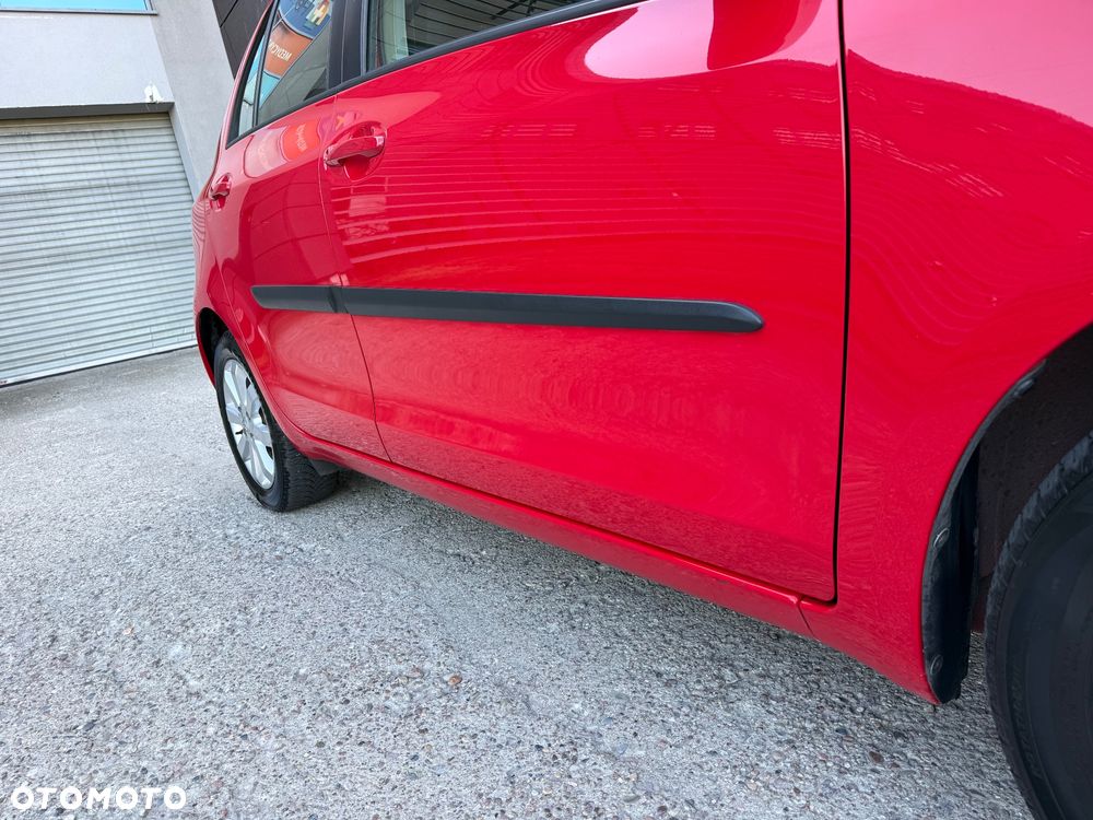 Toyota Yaris 1.3 Luna Premium - 36