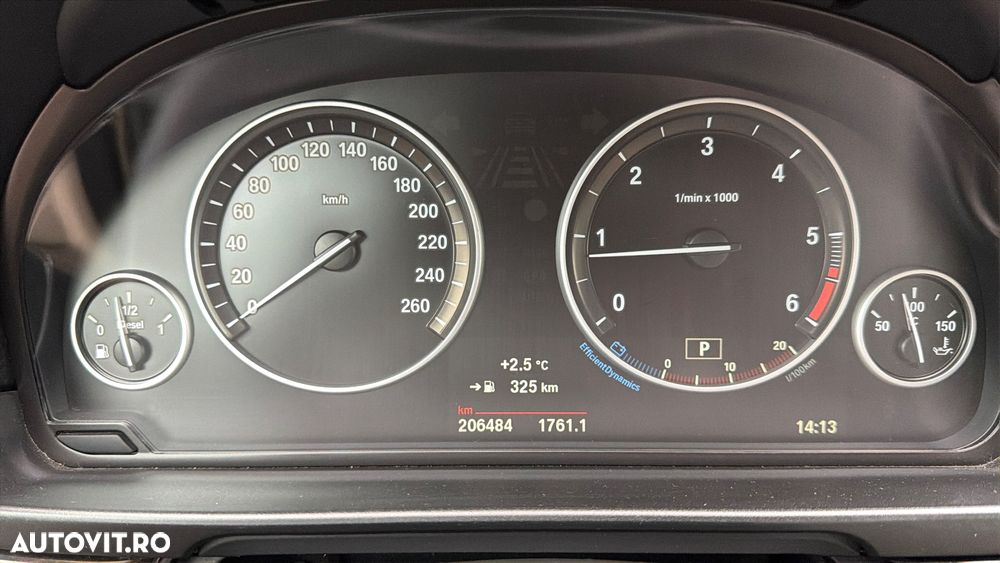 BMW Seria 5 525d Aut. - 13