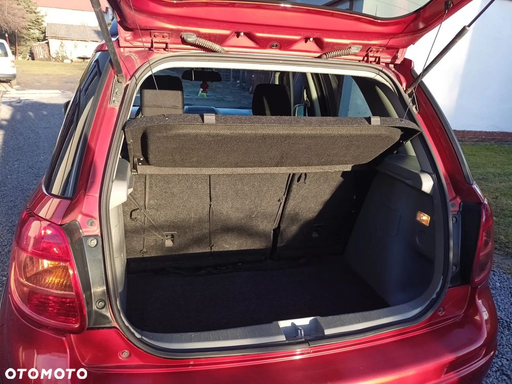 Suzuki SX4 - 15