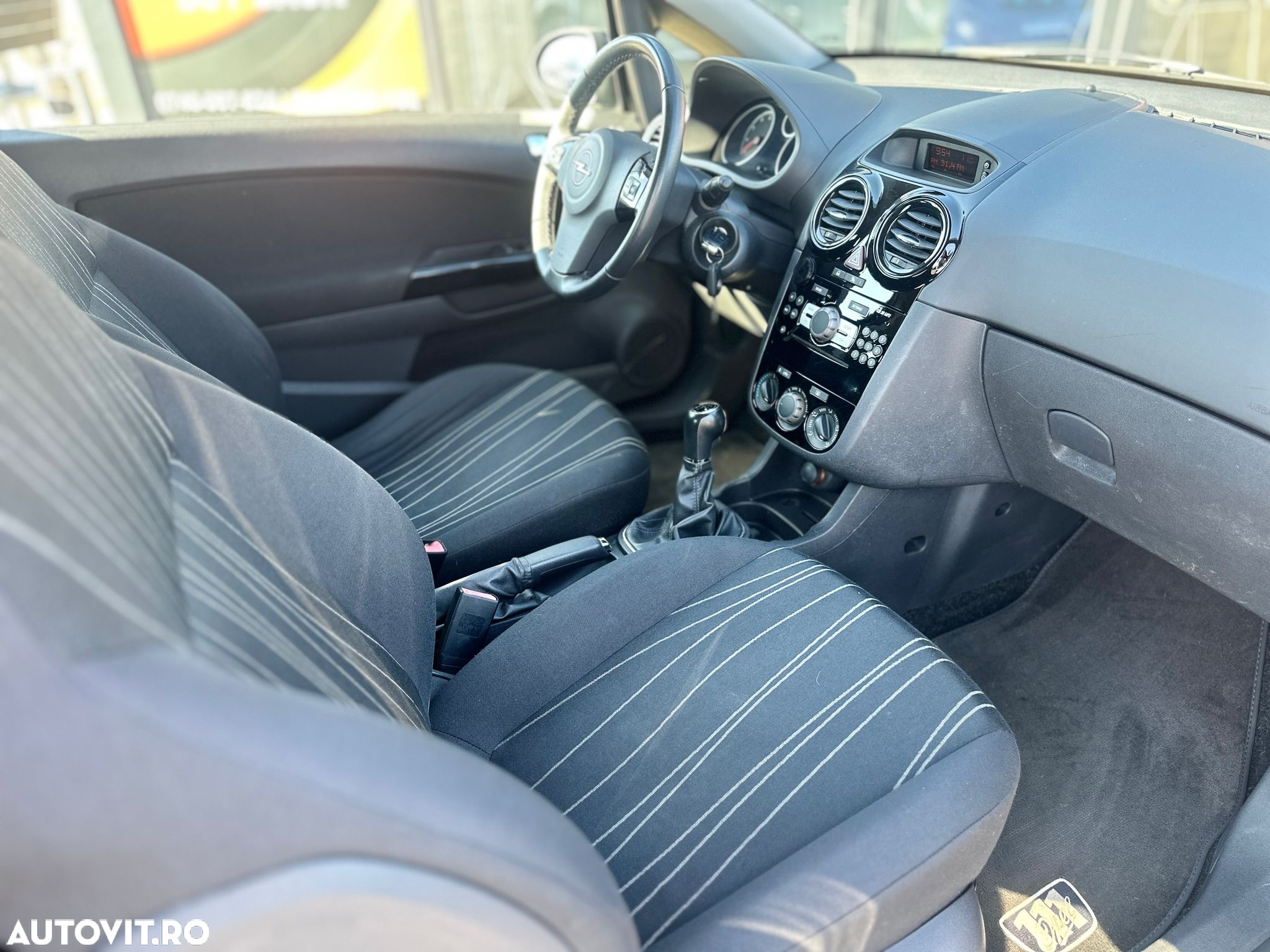 Opel Corsa 1.2 16V EcoFLEX Active - 6