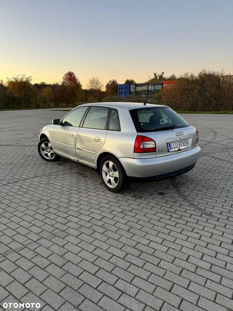 Audi A3 Sportback - 6