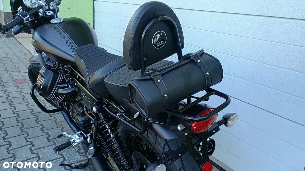 Moto Guzzi V9 - 20