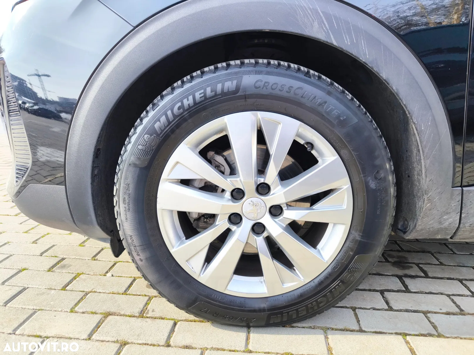 Peugeot 5008 1.2 Puretech Allure Aut. - 3