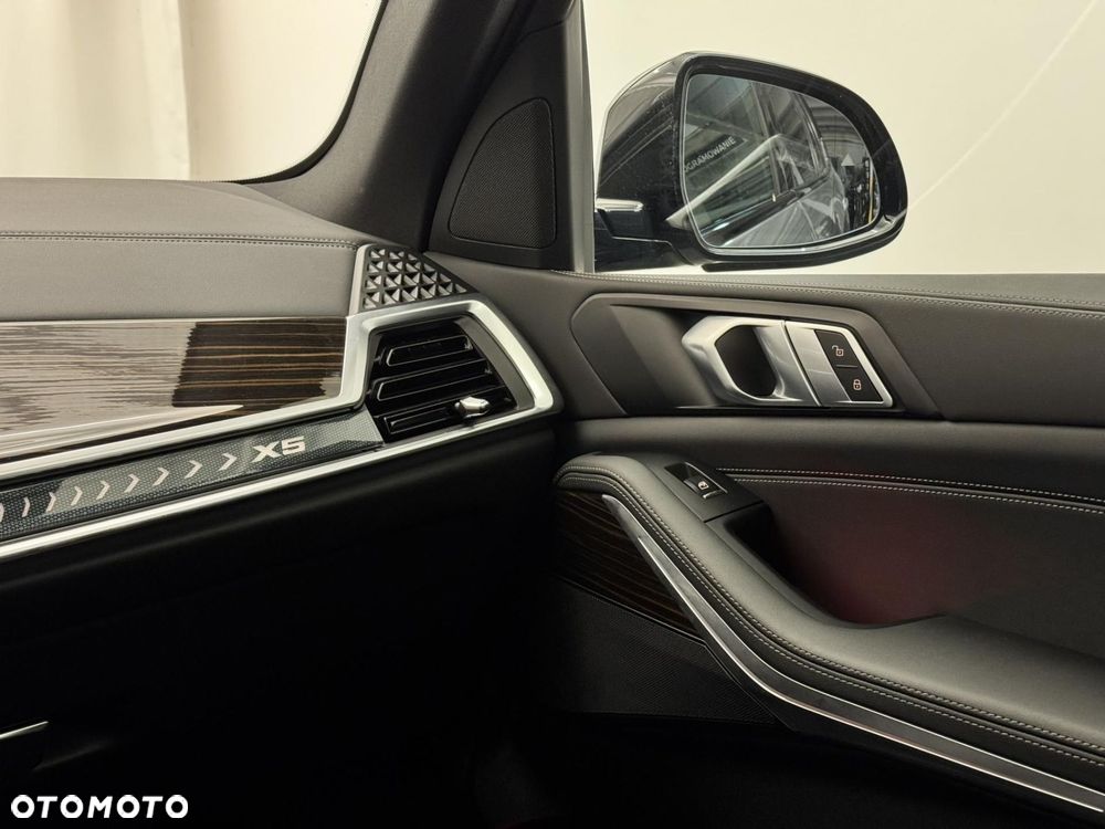 BMW X5 - 30