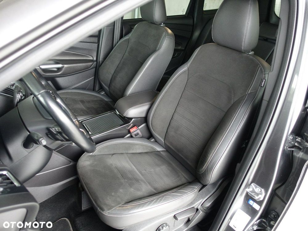 Ford Kuga 2.0 TDCi AWD ST-Line - 14