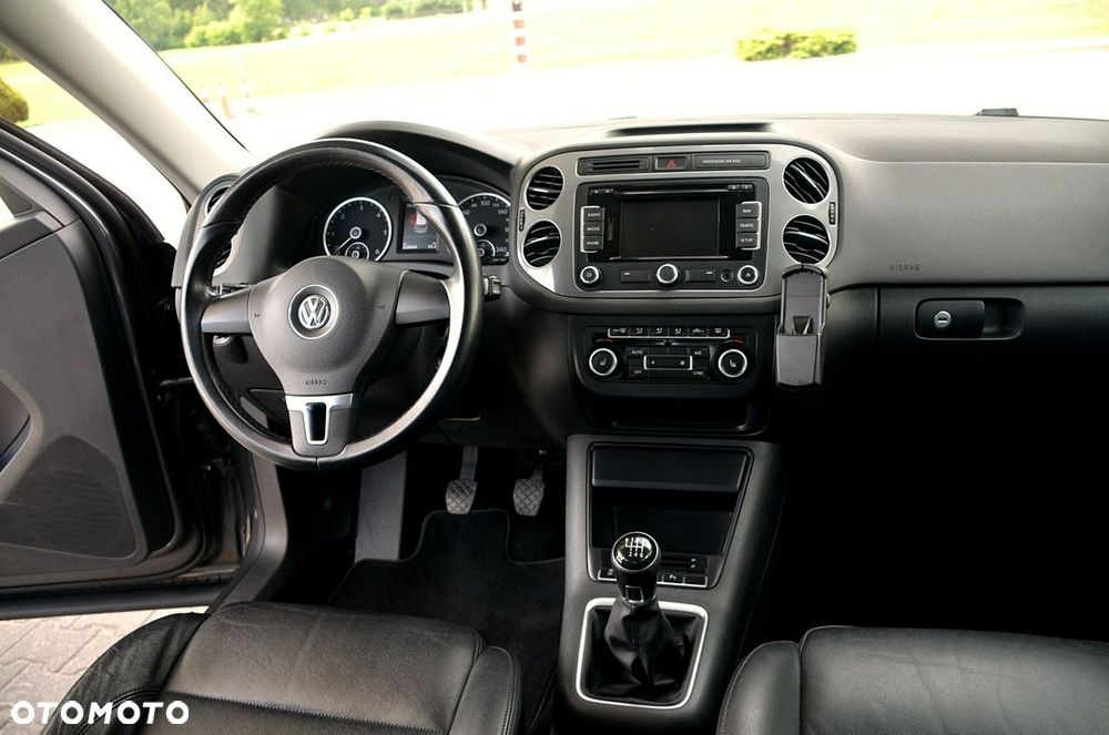 Volkswagen Tiguan - 19